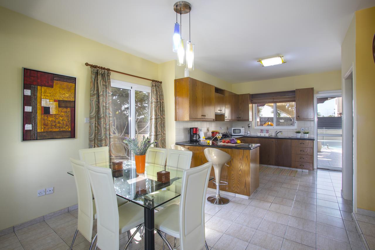 Ayia Napa Tropical Beach Villa Εξωτερικό φωτογραφία