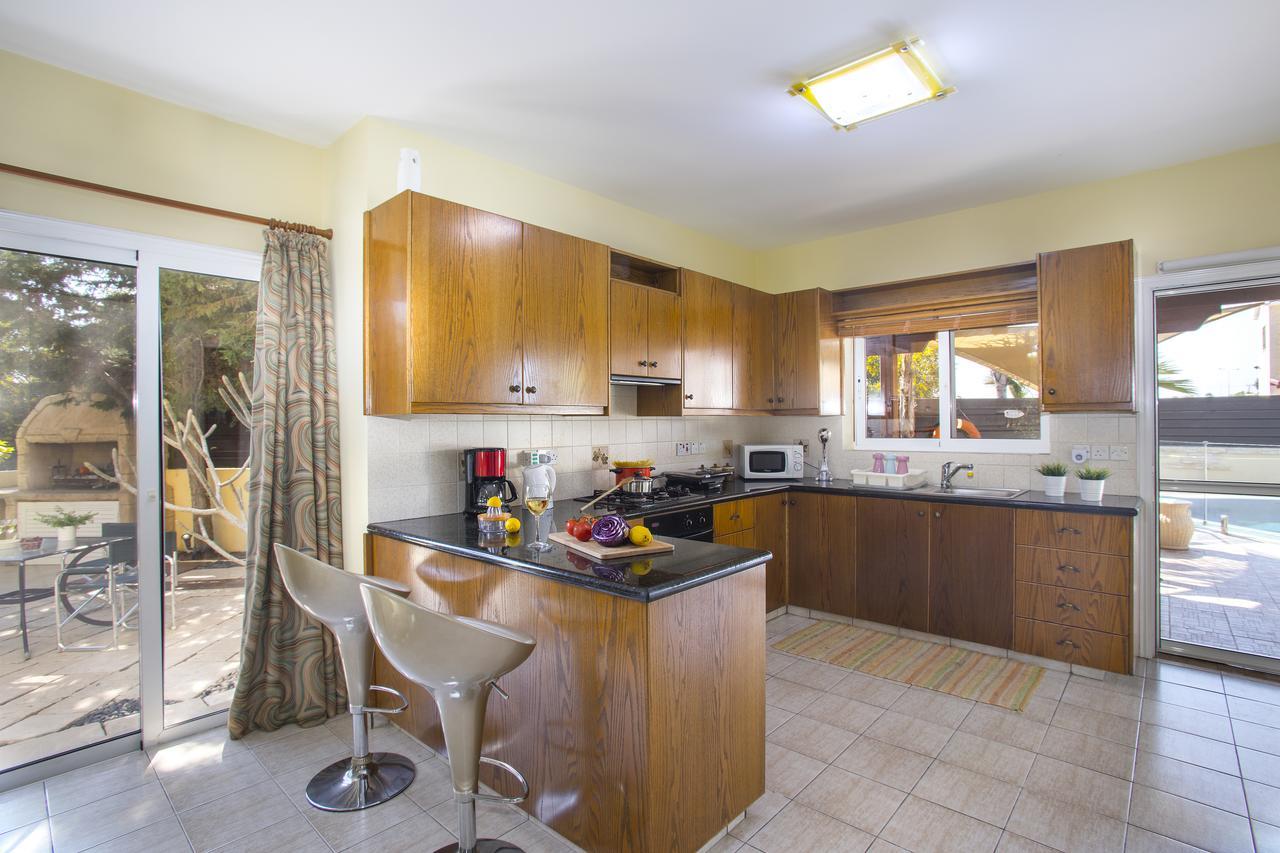 Ayia Napa Tropical Beach Villa Εξωτερικό φωτογραφία